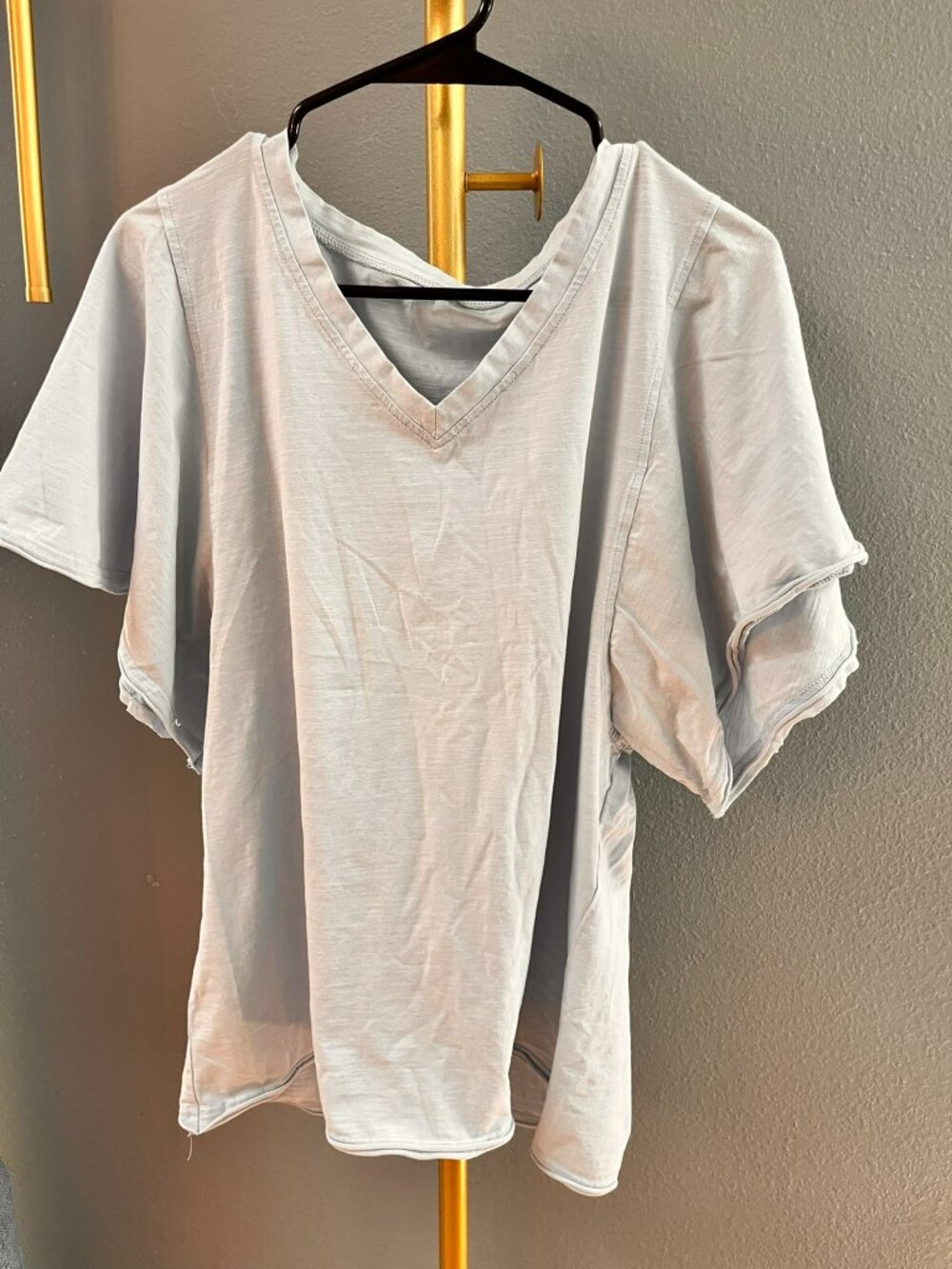 Boutique Flutter Sleeve V Neck Top Large L Light Powder Blue Relaxed Raw Hem Tee